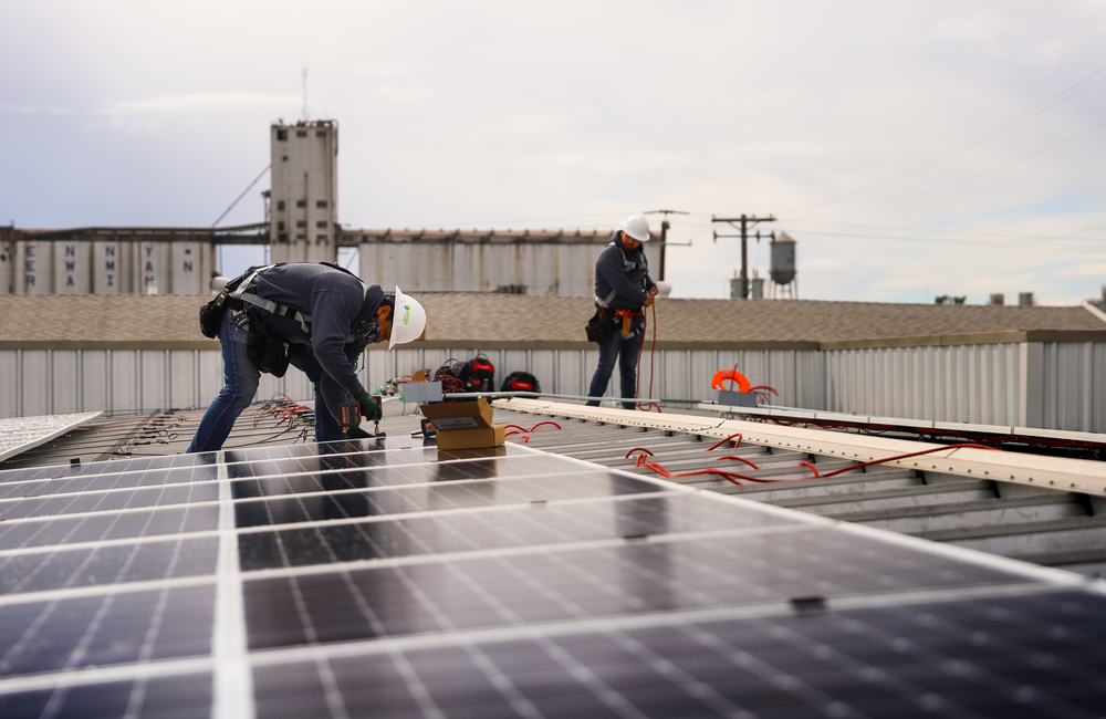 solar battery back up with ieconstruction
